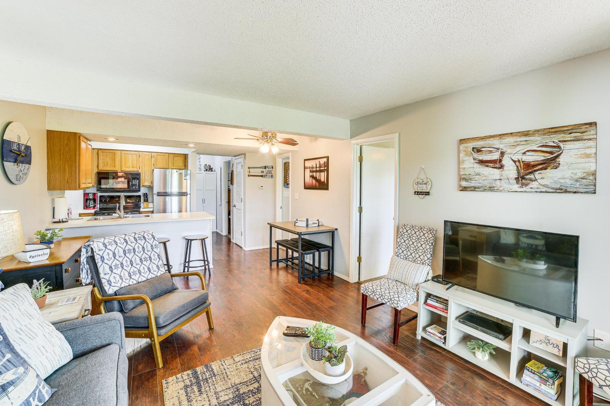 Reed Springs Condo With Furnished Deck And Pool Access Reeds Spring Eksteriør billede