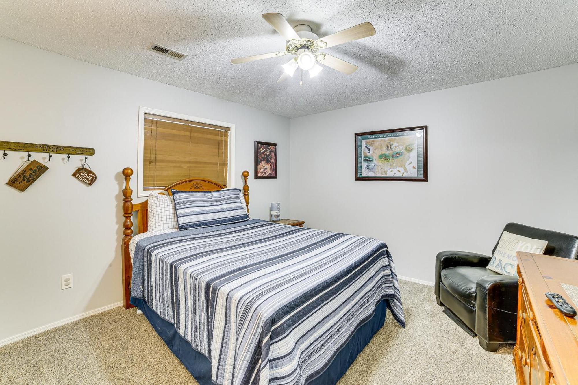 Reed Springs Condo With Furnished Deck And Pool Access Reeds Spring Eksteriør billede